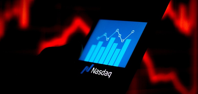 Spooked investors swap stocks for bonds as ASX sheds 0.43%